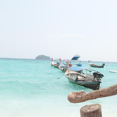 Captain Yut'S Bangalows Koh Lipe Exterior foto